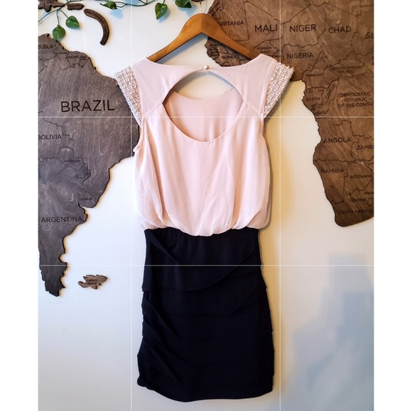 NWOT🔥Elegant Soft Pink Pearl Office/Party Dress - Picture 4 of 7